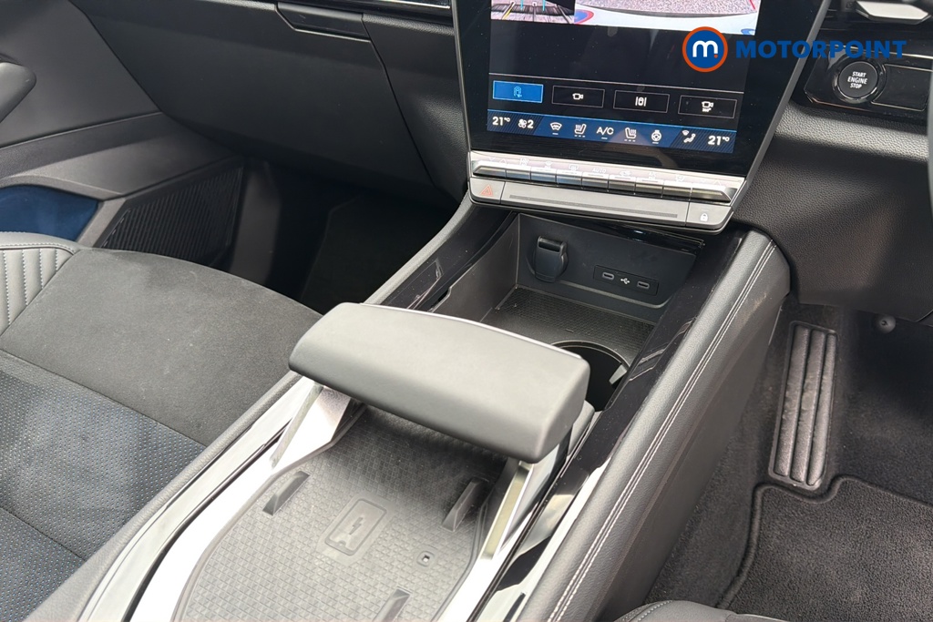 Renault Rafale Iconic Esprit Alpine Automatic Petrol-Electric Hybrid SUV - Stock Number (1641028) - 15th supplementary image