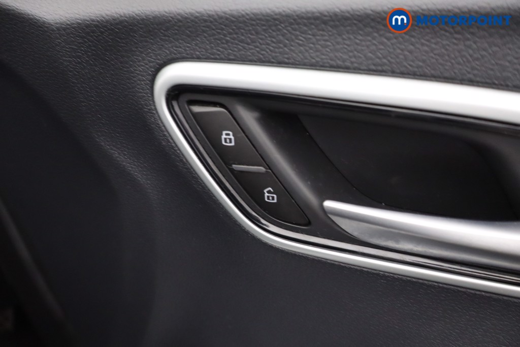 Mg Motor Uk ZS Exclusive Manual Petrol SUV - Stock Number (1641049) - 10th supplementary image
