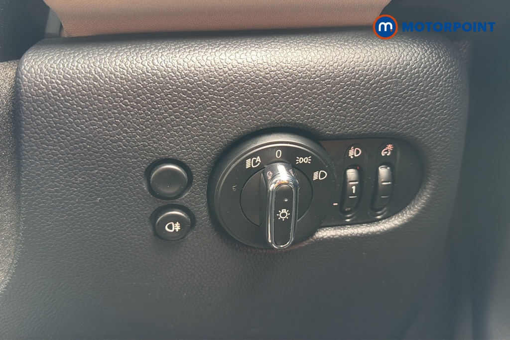 Mini Convertible Cooper Exclusive Automatic Petrol Convertible - Stock Number (1641556) - 11th supplementary image