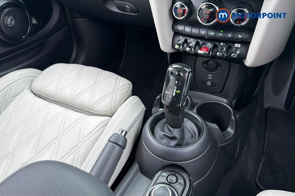 Mini Convertible Cooper Exclusive Automatic Petrol Convertible - Stock Number (1641556) - 15th supplementary image