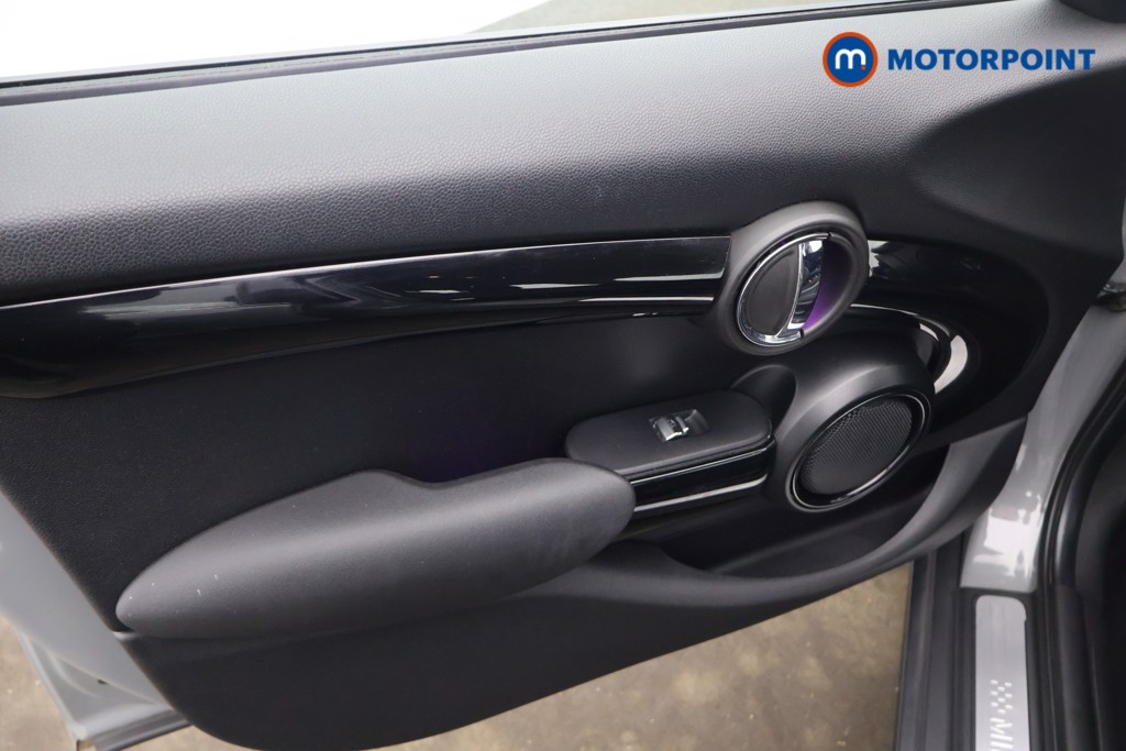 Mini Hatchback Cooper S Classic Manual Petrol Hatchback - Stock Number (1641622) - 20th supplementary image