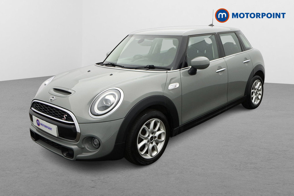Mini Hatchback Cooper S Classic Manual Petrol Hatchback - Stock Number (1641622) - Passenger side front corner