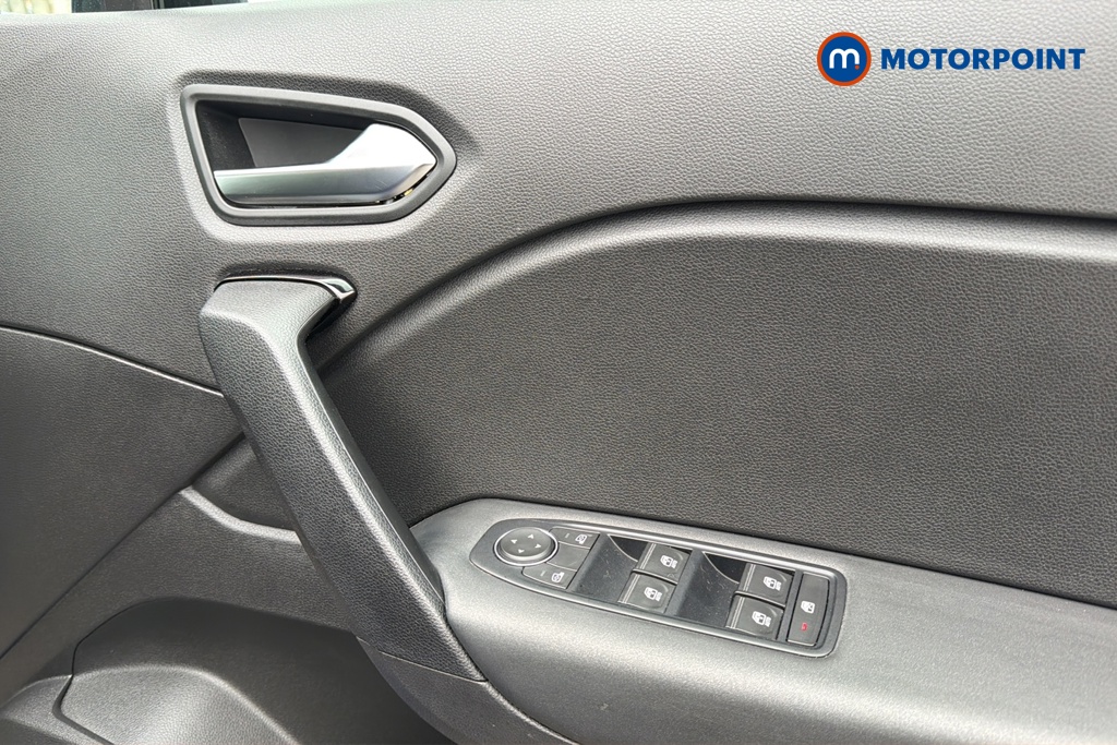 Renault Captur Evolution Manual Petrol SUV - Stock Number (1642165) - 19th supplementary image
