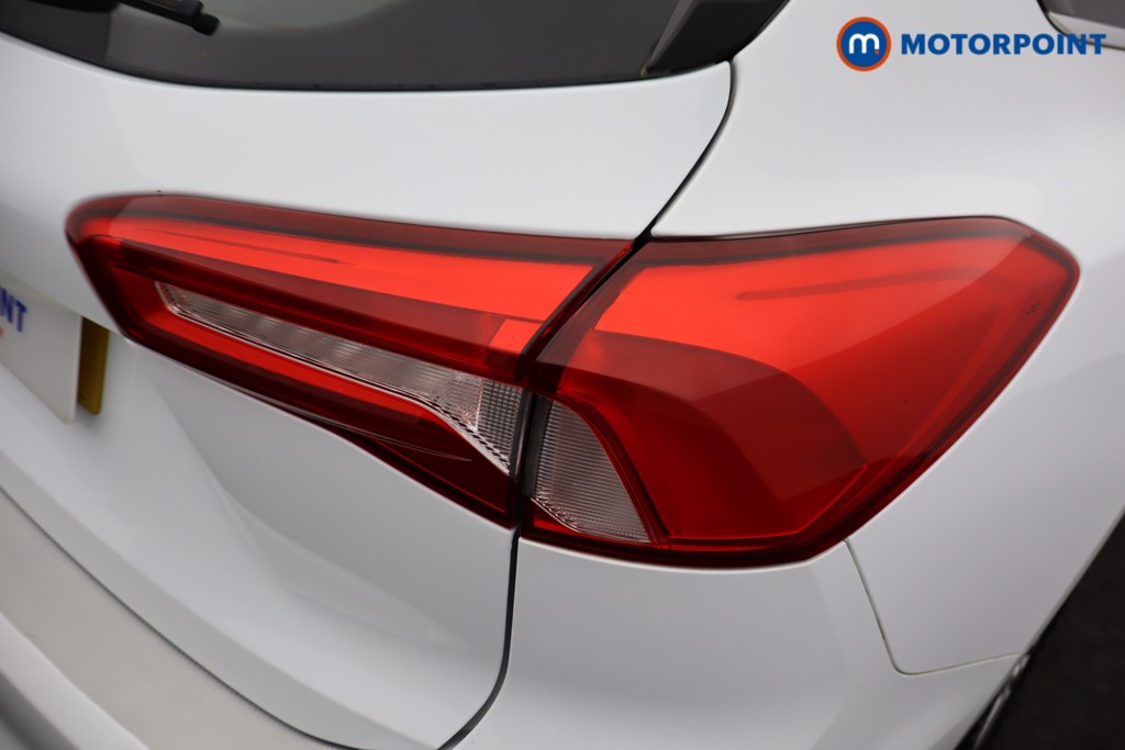 Ford Focus Zetec Edition Manual Petrol Estate - Stock Number (1607754) - 2nd supplementary image