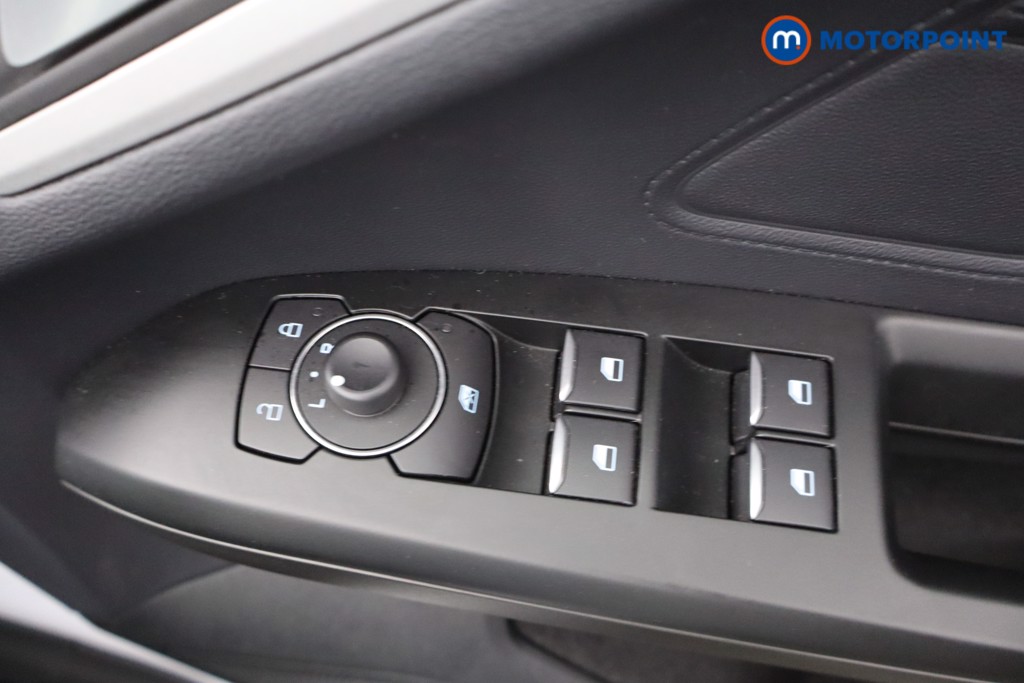 Ford Focus Zetec Edition Manual Petrol Estate - Stock Number (1607754) - 9th supplementary image