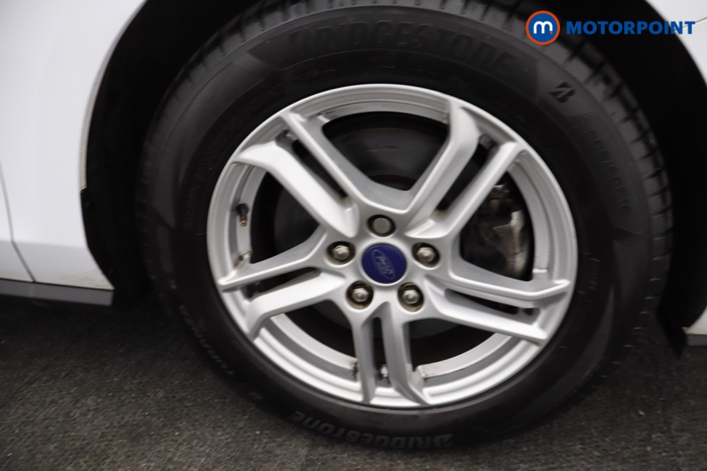 Ford Focus Zetec Edition Manual Petrol Estate - Stock Number (1607754) - 25th supplementary image