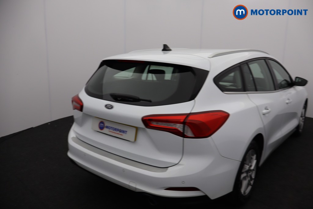 Ford Focus Zetec Edition Manual Petrol Estate - Stock Number (1607754) - 1st supplementary image