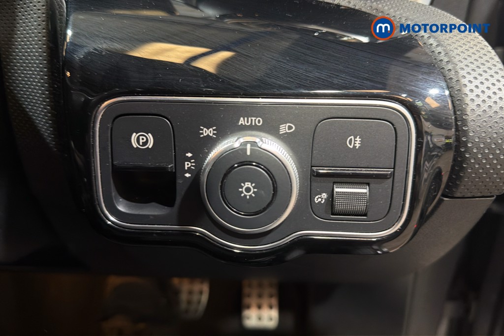 Mercedes-Benz CLA Amg Line Automatic Petrol Plug-In Hybrid Estate - Stock Number (1613643) - 18th supplementary image