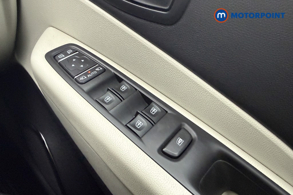 Renault Captur Gt Line Manual Diesel SUV - Stock Number (1624426) - 15th supplementary image