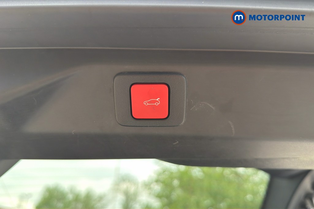 Peugeot 3008 GT Automatic Petrol SUV - Stock Number (1628957) - 35th supplementary image