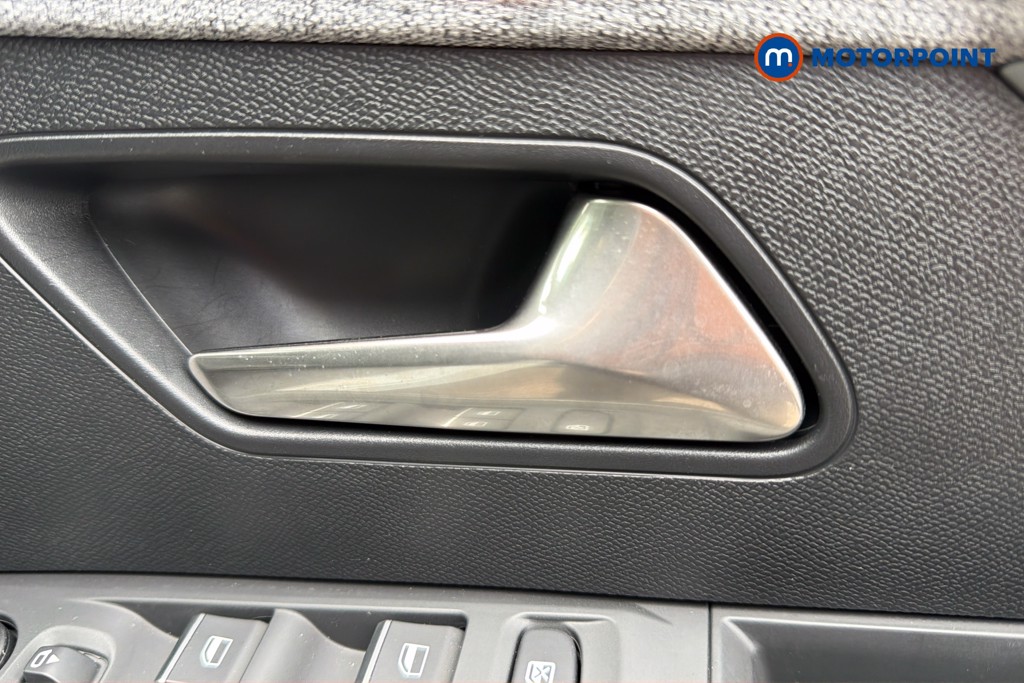 Peugeot 3008 GT Automatic Petrol SUV - Stock Number (1628957) - 42nd supplementary image