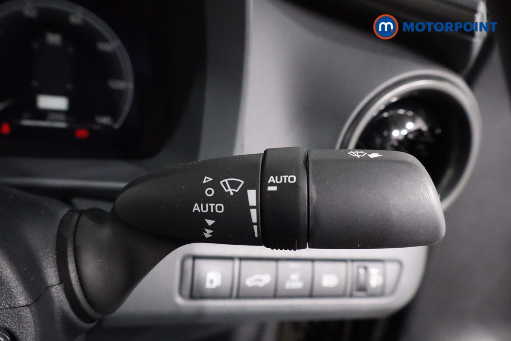 Toyota C-Hr Design Automatic Petrol Plug-In Hybrid SUV - Stock Number (1629167) - 15th supplementary image