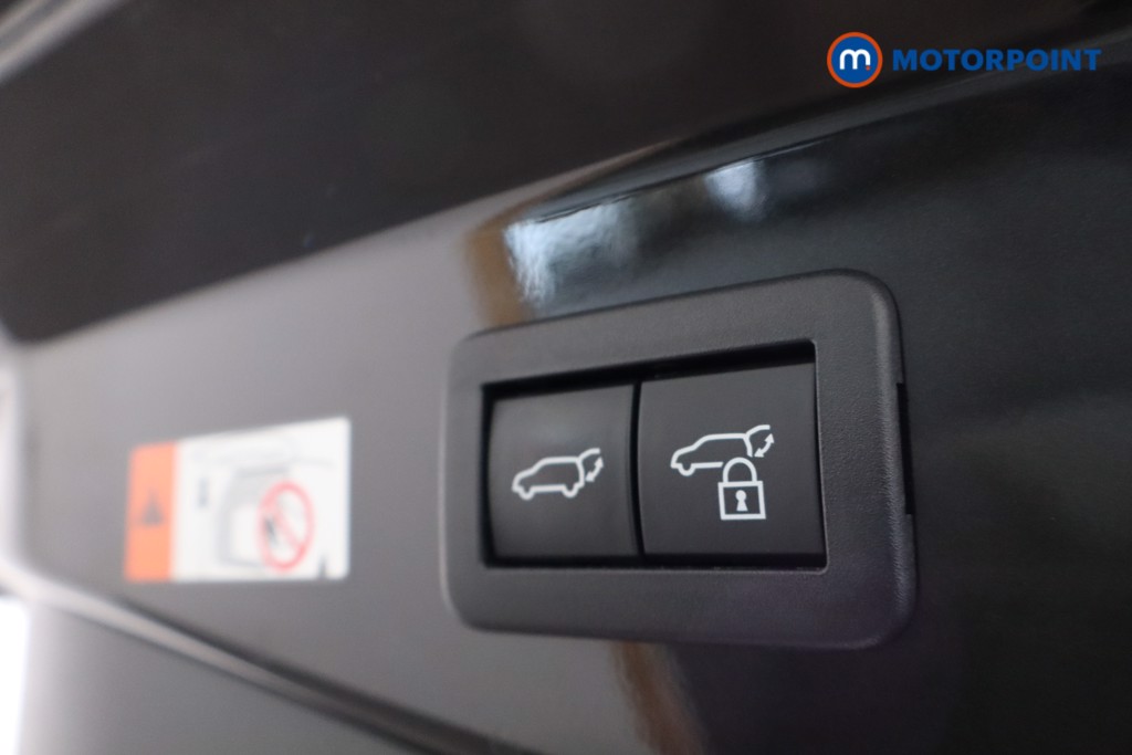 Toyota C-Hr Design Automatic Petrol Plug-In Hybrid SUV - Stock Number (1629167) - 39th supplementary image