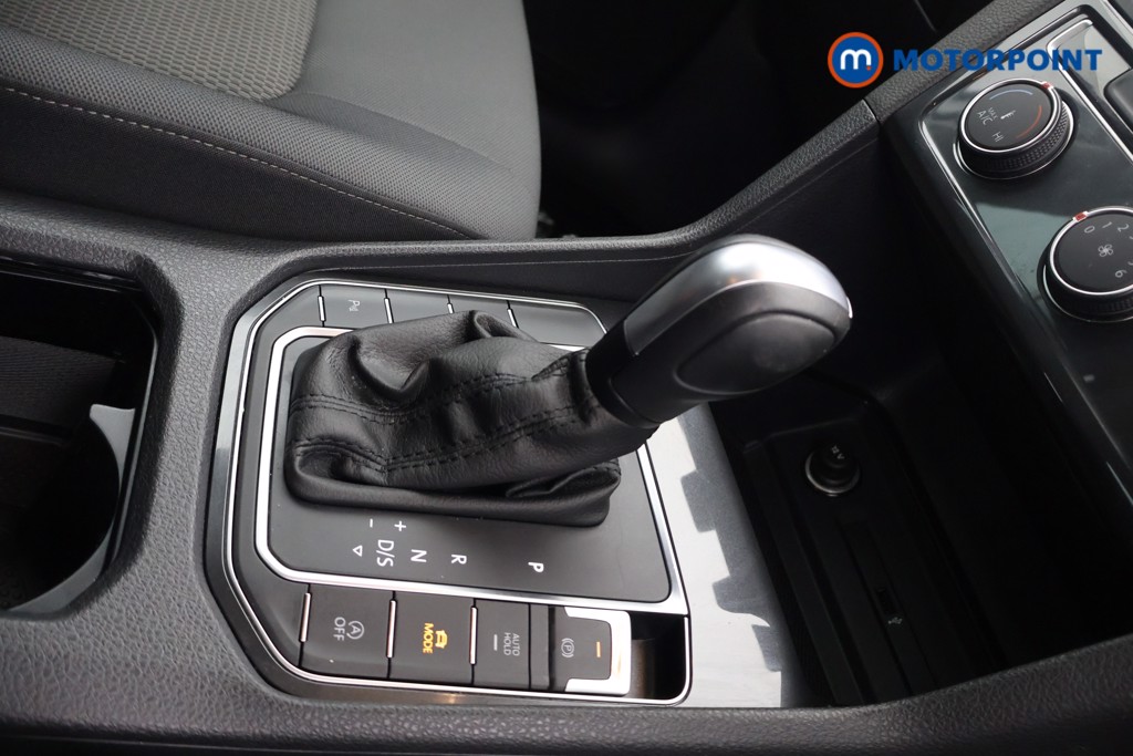 Volkswagen Golf Sv Match Automatic Petrol Hatchback - Stock Number (1629283) - 7th supplementary image