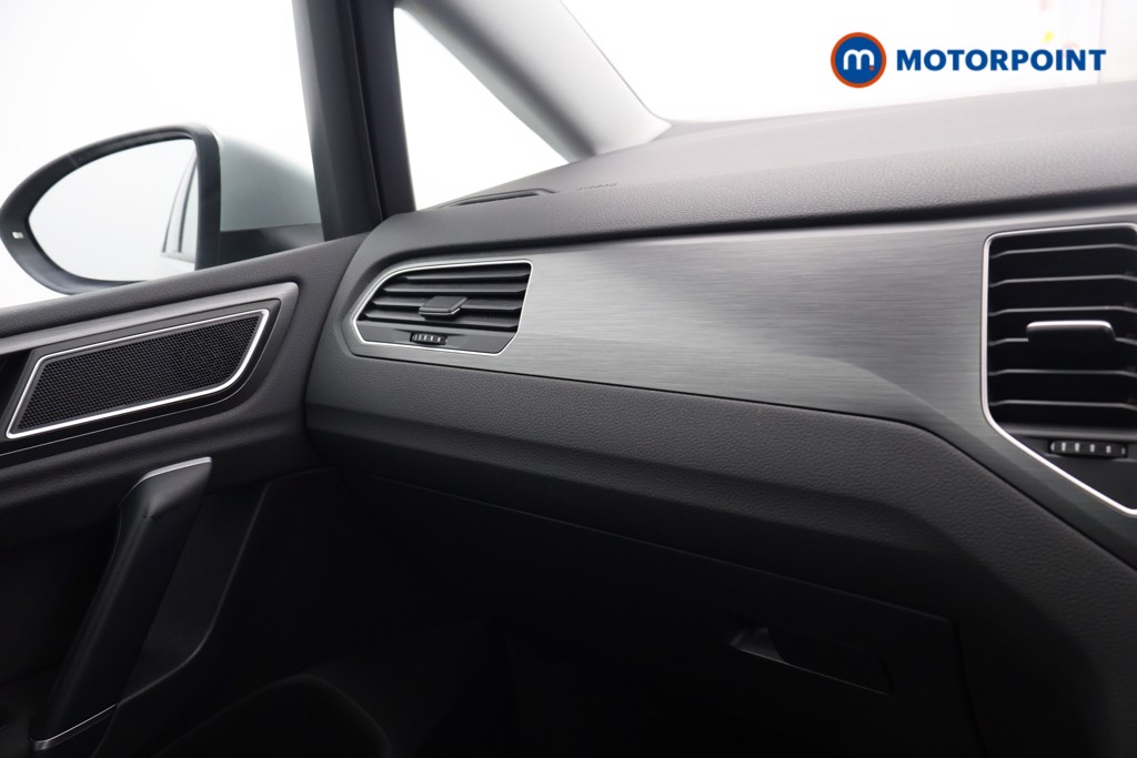 Volkswagen Golf Sv Match Automatic Petrol Hatchback - Stock Number (1629283) - 9th supplementary image