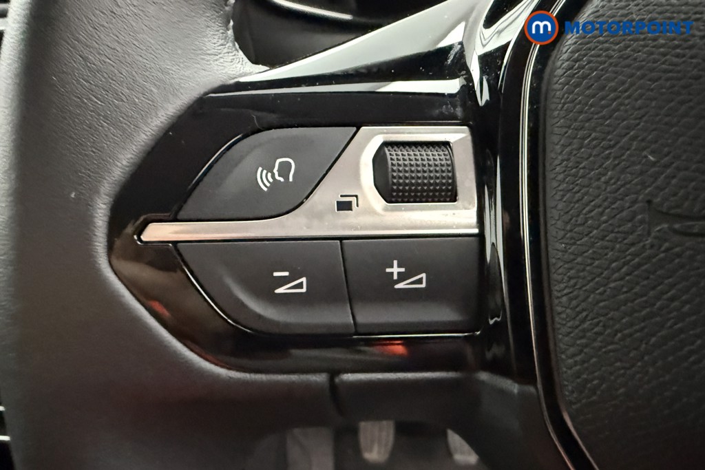 Peugeot 208 Allure Manual Petrol Hatchback - Stock Number (1630239) - 3rd supplementary image