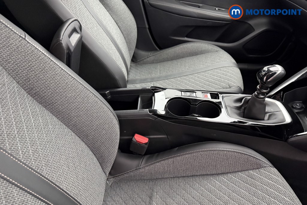 Peugeot 208 Allure Manual Petrol Hatchback - Stock Number (1630239) - 13th supplementary image