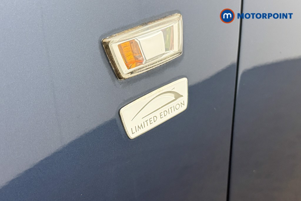 Vauxhall Corsa Limited Edition Manual Petrol Hatchback - Stock Number (1631061) - 7th supplementary image