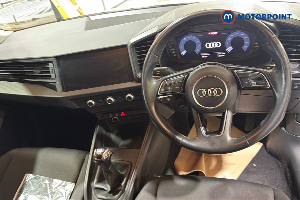 Audi A1 Technik Manual Petrol Hatchback - Stock Number (1631466) - 2nd supplementary image