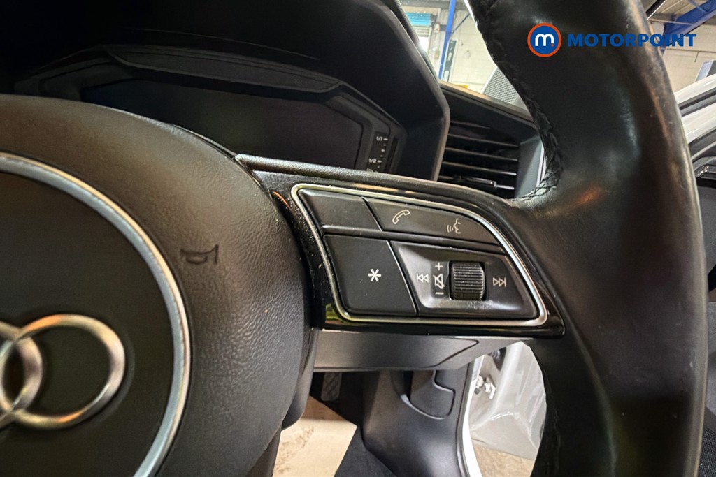 Audi A1 Technik Manual Petrol Hatchback - Stock Number (1631466) - 4th supplementary image