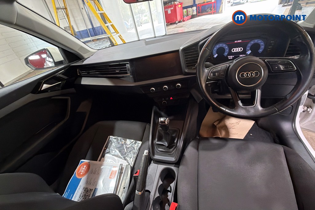 Audi A1 Technik Manual Petrol Hatchback - Stock Number (1631466) - 1st supplementary image