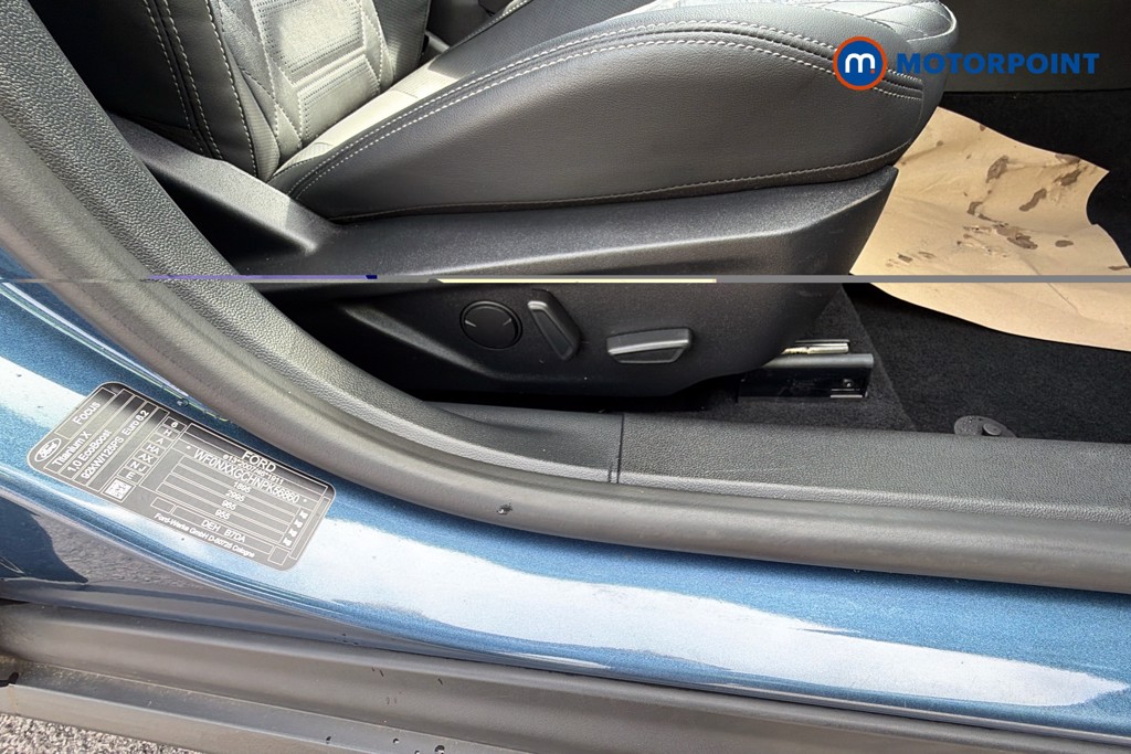 Ford Focus Titanium X Manual Petrol Hatchback - Stock Number (1631490) - 25th supplementary image