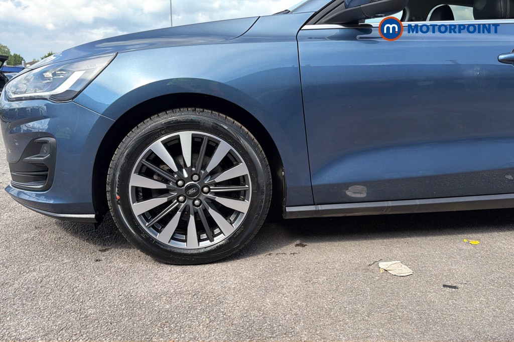 Ford Focus Titanium X Manual Petrol Hatchback - Stock Number (1631490) - 47th supplementary image