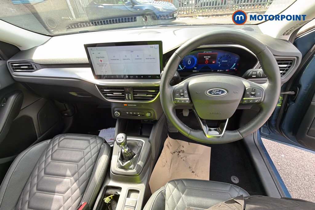 Ford Focus Titanium X Manual Petrol Hatchback - Stock Number (1631490) - 1st supplementary image