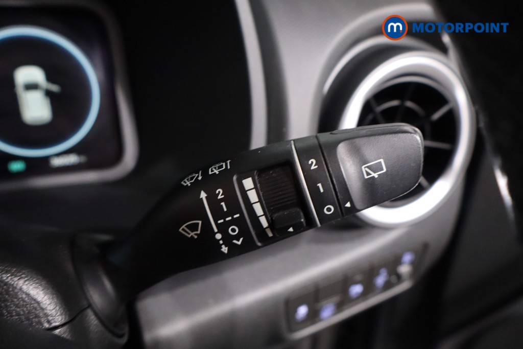 Hyundai Kona Se Connect Automatic Petrol-Electric Hybrid SUV - Stock Number (1631782) - 15th supplementary image