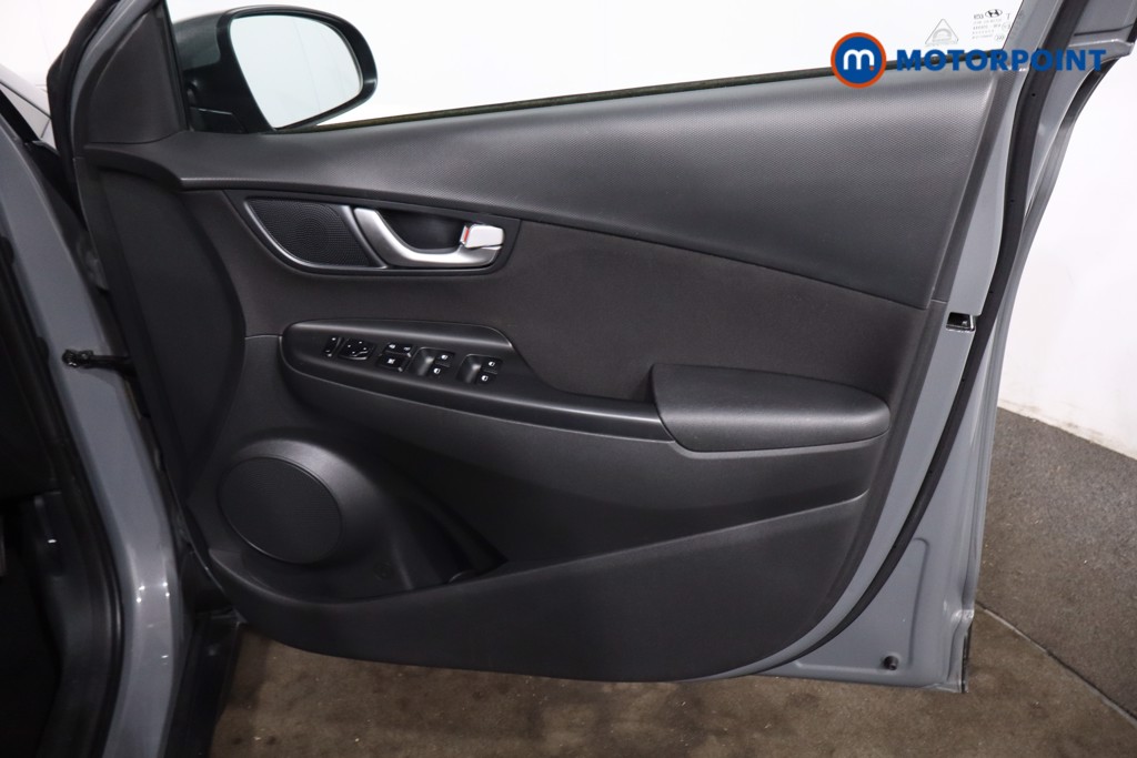 Hyundai Kona Se Connect Automatic Petrol-Electric Hybrid SUV - Stock Number (1631782) - 22nd supplementary image