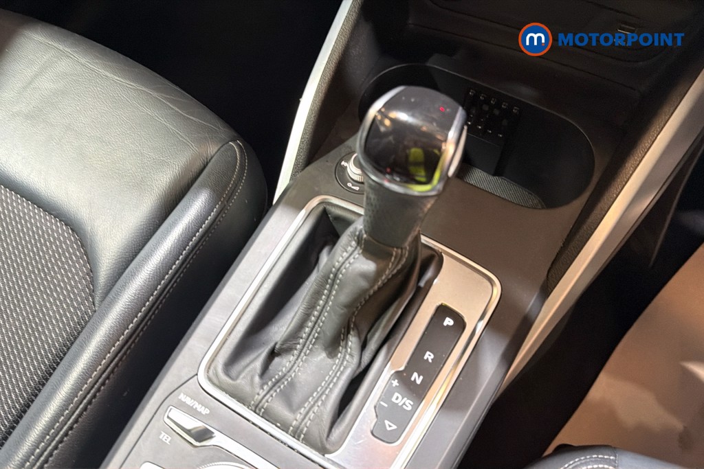 Audi Q2 Black Edition Automatic Petrol SUV - Stock Number (1632644) - 15th supplementary image