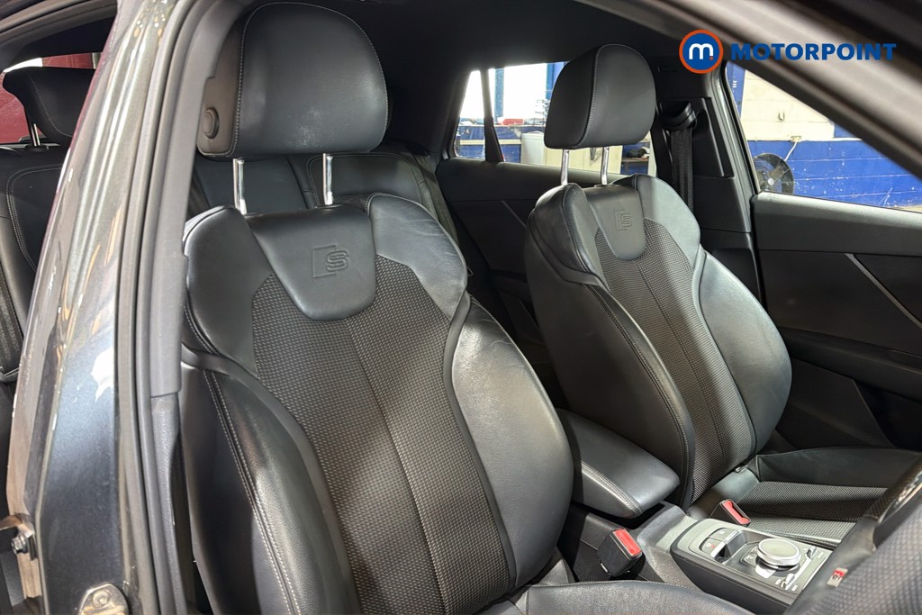 Audi Q2 Black Edition Automatic Petrol SUV - Stock Number (1632644) - 22nd supplementary image