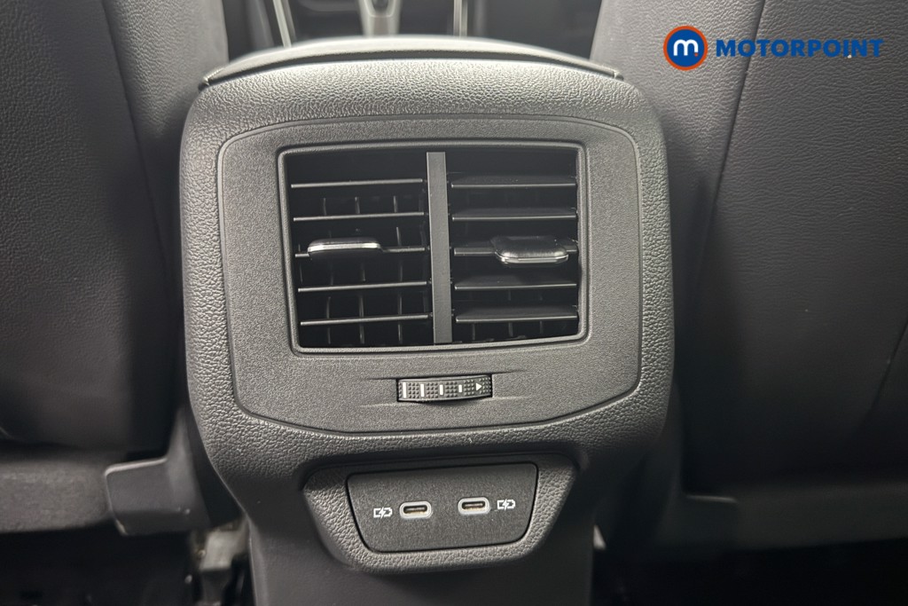 Volkswagen T-Roc R-Line Automatic Petrol SUV - Stock Number (1633683) - 18th supplementary image