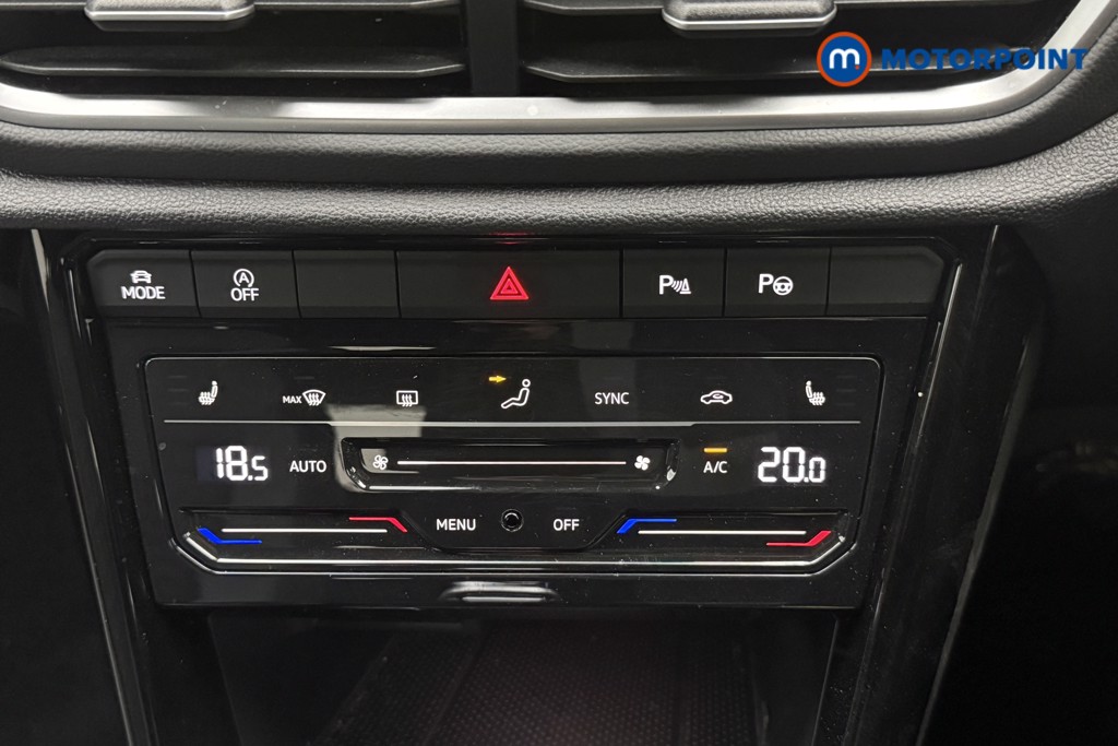 Volkswagen T-Roc R-Line Automatic Petrol SUV - Stock Number (1633683) - 42nd supplementary image