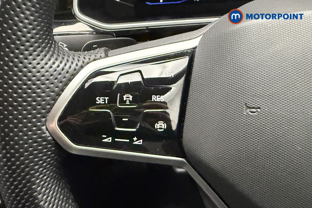 Volkswagen T-Roc R-Line Automatic Petrol SUV - Stock Number (1633683) - 50th supplementary image