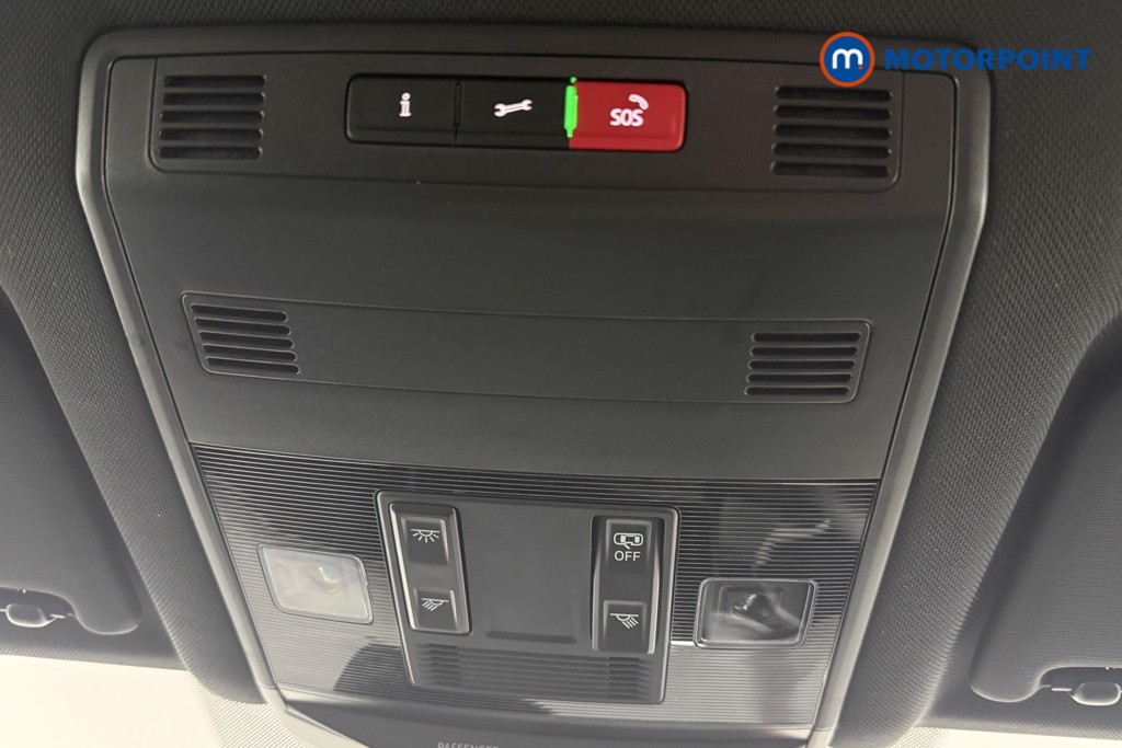 Volkswagen T-Roc R-Line Automatic Petrol SUV - Stock Number (1633683) - 57th supplementary image