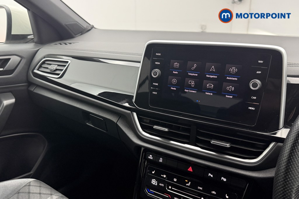 Volkswagen T-Roc R-Line Automatic Petrol SUV - Stock Number (1633683) - 60th supplementary image