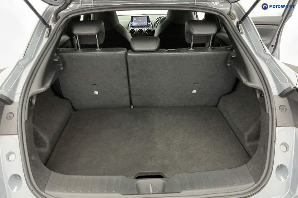 Nissan Juke N-Connecta Automatic Petrol SUV - Stock Number (1634572) - 3rd supplementary image