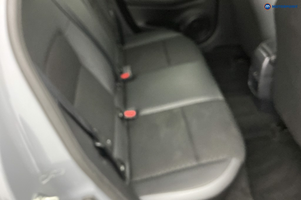 Nissan Juke N-Connecta Automatic Petrol SUV - Stock Number (1634572) - 4th supplementary image