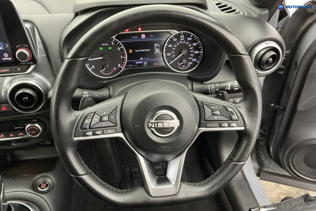 Nissan Juke N-Connecta Automatic Petrol SUV - Stock Number (1634572) - 7th supplementary image
