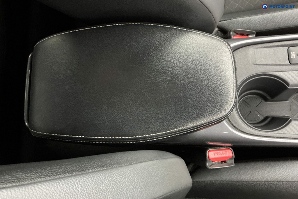 Nissan Juke N-Connecta Automatic Petrol SUV - Stock Number (1634572) - 13th supplementary image