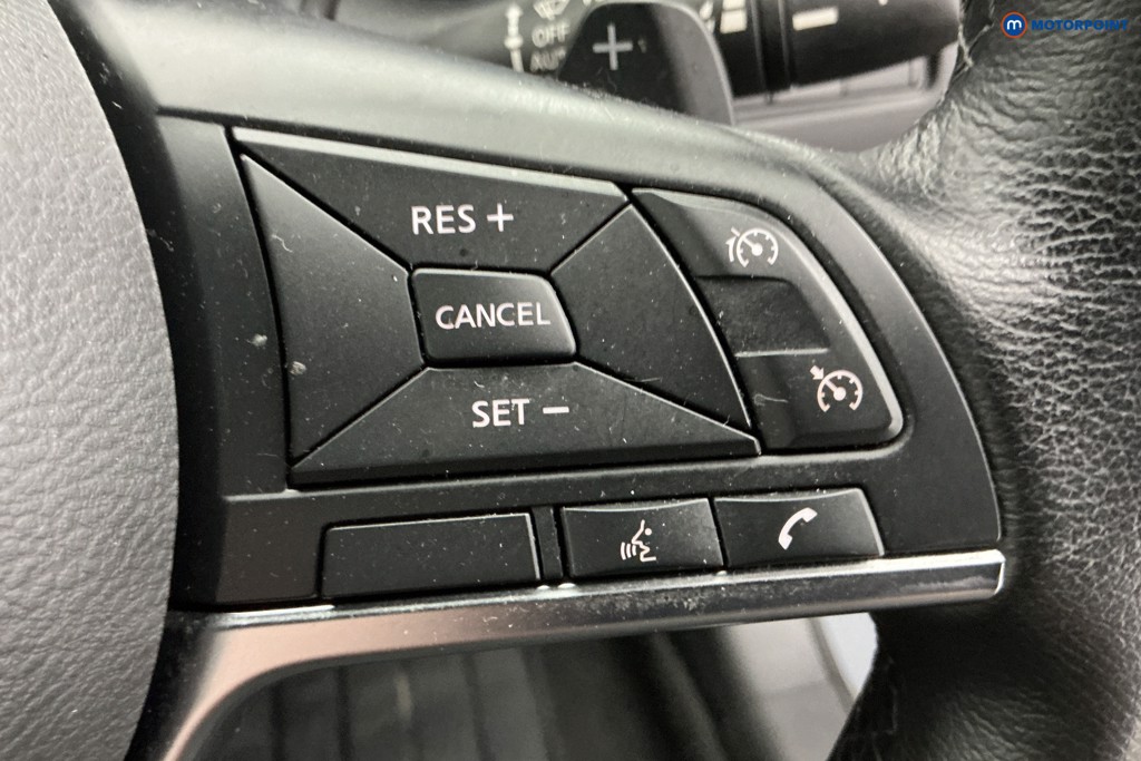 Nissan Juke N-Connecta Automatic Petrol SUV - Stock Number (1634572) - 20th supplementary image