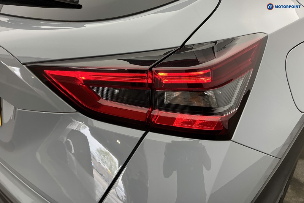 Nissan Juke N-Connecta Automatic Petrol SUV - Stock Number (1634572) - 29th supplementary image