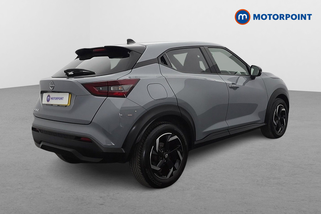Nissan Juke N-Connecta Automatic Petrol SUV - Stock Number (1634572) - Drivers side rear corner