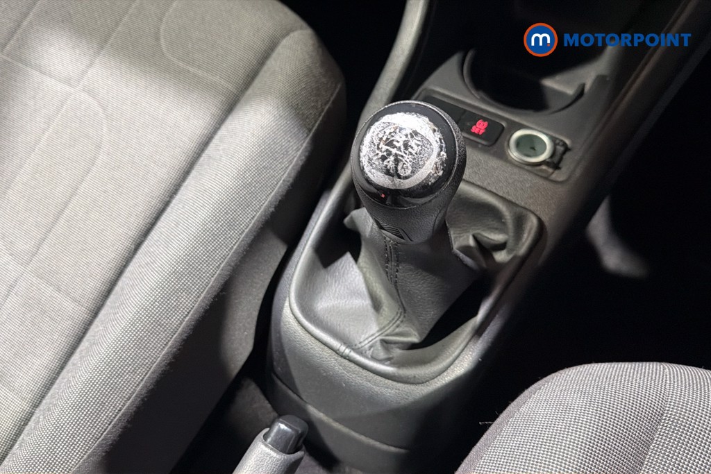 Volkswagen UP Move Up Manual Petrol Hatchback - Stock Number (1634699) - 15th supplementary image