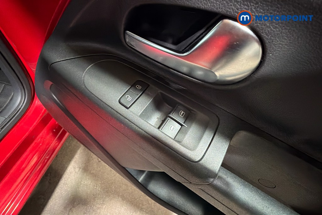 Volkswagen UP Move Up Manual Petrol Hatchback - Stock Number (1634699) - 20th supplementary image