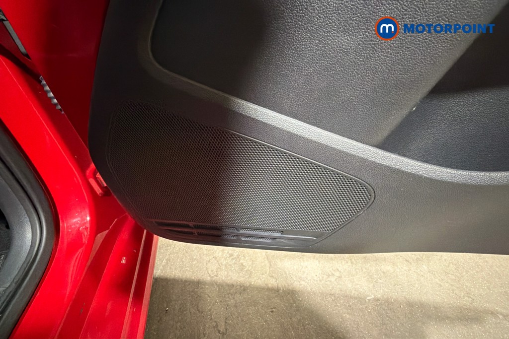 Volkswagen UP Move Up Manual Petrol Hatchback - Stock Number (1634699) - 21st supplementary image