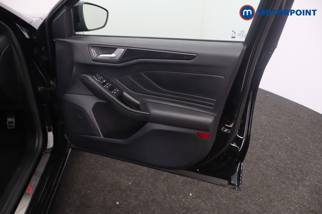 Ford Focus St-Line X Edition Manual Petrol Hatchback - Stock Number (1634794) - 15th supplementary image