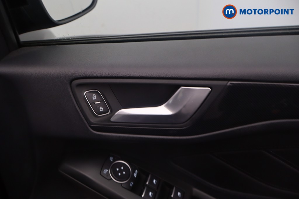 Ford Focus St-Line X Edition Manual Petrol Hatchback - Stock Number (1634794) - 16th supplementary image