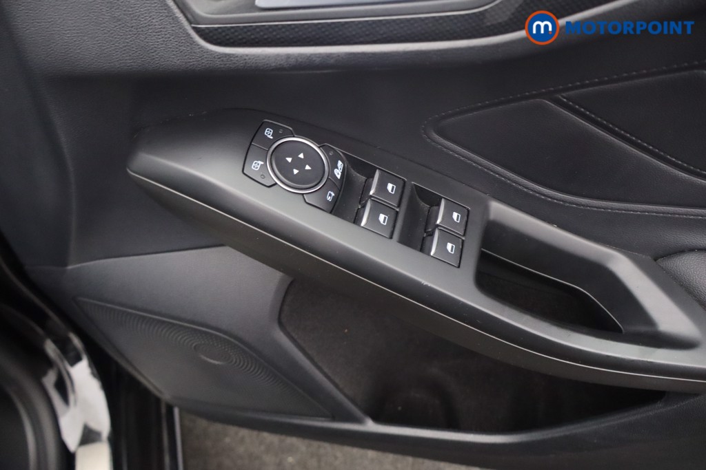 Ford Focus St-Line X Edition Manual Petrol Hatchback - Stock Number (1634794) - 17th supplementary image